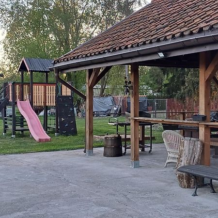 Gosciniec Twoje Mazury Nad Jeziorem Sniardwy Tuz Obok Plazy Nowe Guty Bagian luar foto